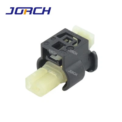 Connettore iniettore carburante alloggiamento presa automobilistica femmina a 2 pin 805-120-522