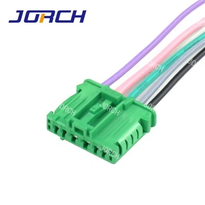 98821-1065 Connettore automobilistico con presa automatica da 6 pin femmina a presa per cavo